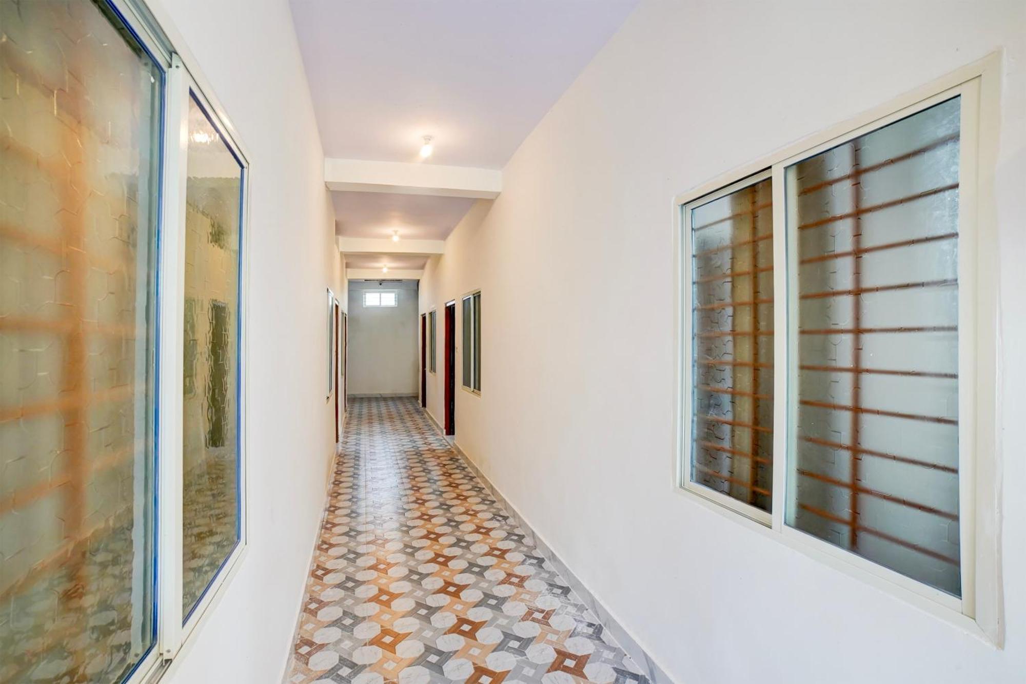 Hotel O T G M Shaliks Hotel Бопал Екстериор снимка